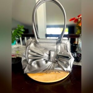 Elle Silver Bow Shoulder Bag